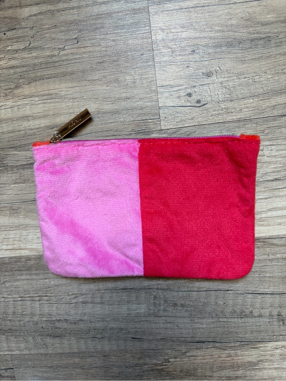 Ipsy small makeup bag